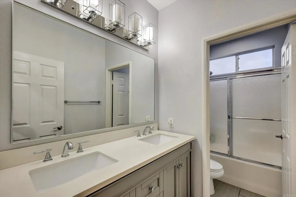 https://cdn.realtyfeed.com/cdn/127/306712810/fa8caf132b733c4f457e928353b419fa.webp
