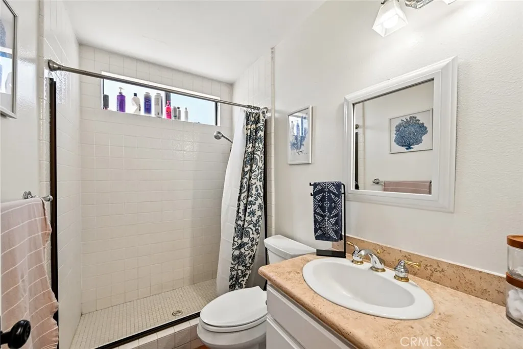 https://cdn.realtyfeed.com/cdn/127/306712811/78d0cef8ce7d6a33ef6b19120f3a3c99.webp