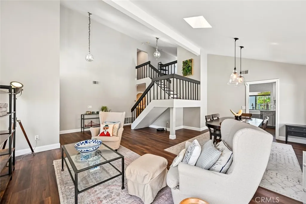 https://cdn.realtyfeed.com/cdn/127/306712811/c0c308cc7fb7b928d0eca6405c752b9f.webp