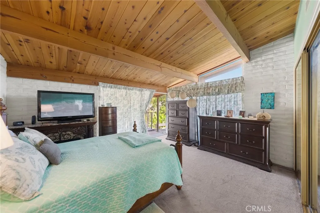 https://cdn.realtyfeed.com/cdn/127/306712832/2c80279bafccb0faa0d126ffeb85c1ac.webp