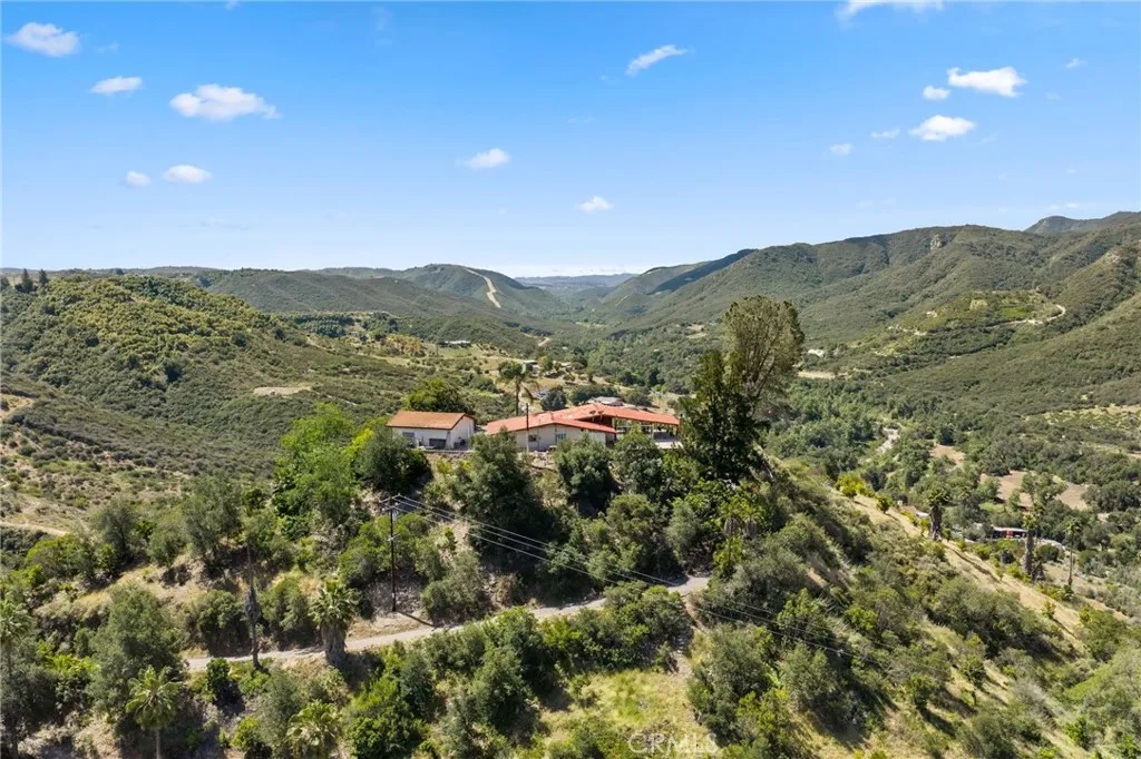 https://cdn.realtyfeed.com/cdn/127/306712832/5e21983c3352cab297f076736f4a4443.webp