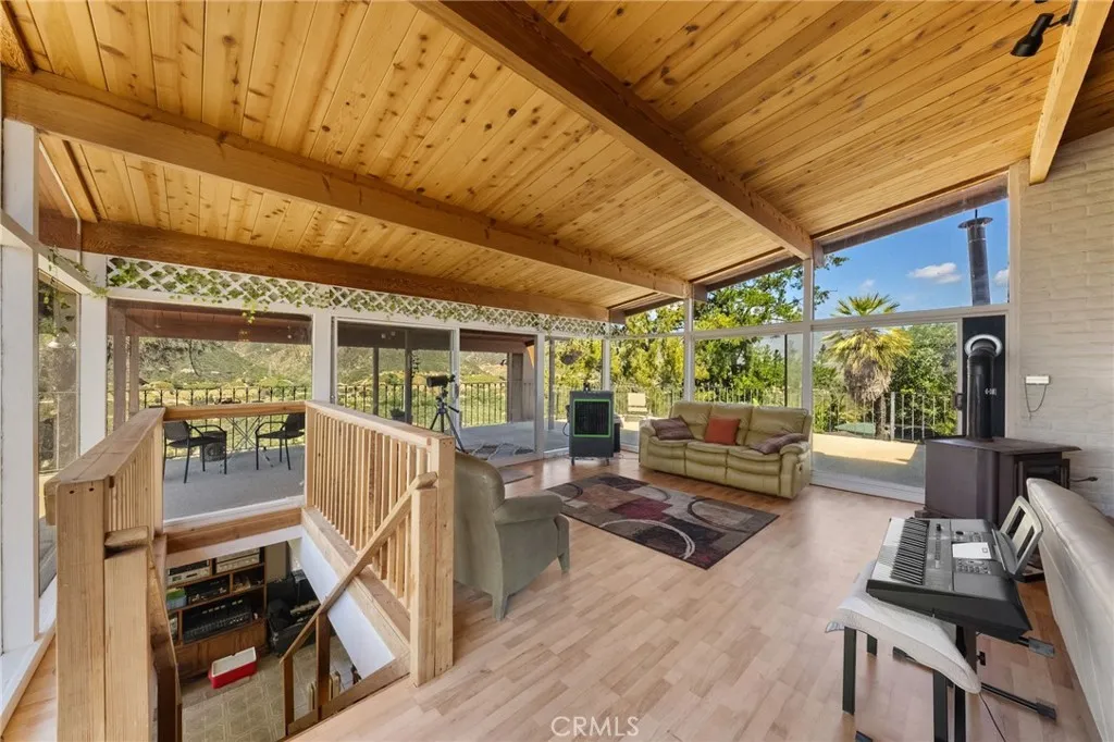 https://cdn.realtyfeed.com/cdn/127/306712832/76c1ad960e03c956c5b1b3dde6cf7ea7.webp