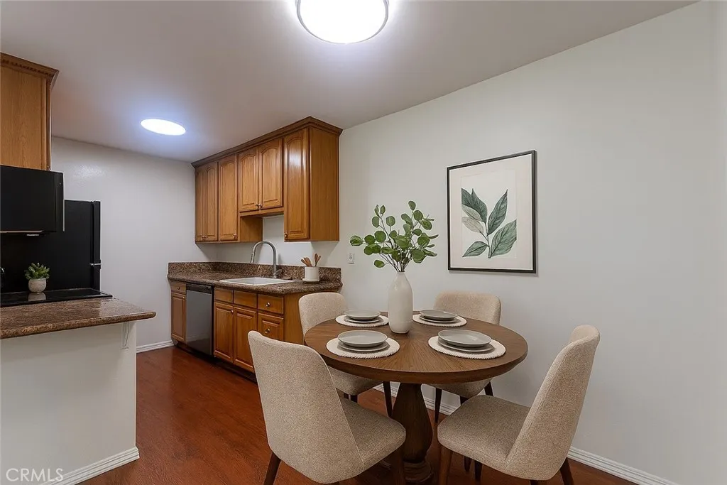 564 N Bellflower Boulevard Unit 218, Long Beach, CA 90814 - Photo 4 of 25, Long Beach, CA