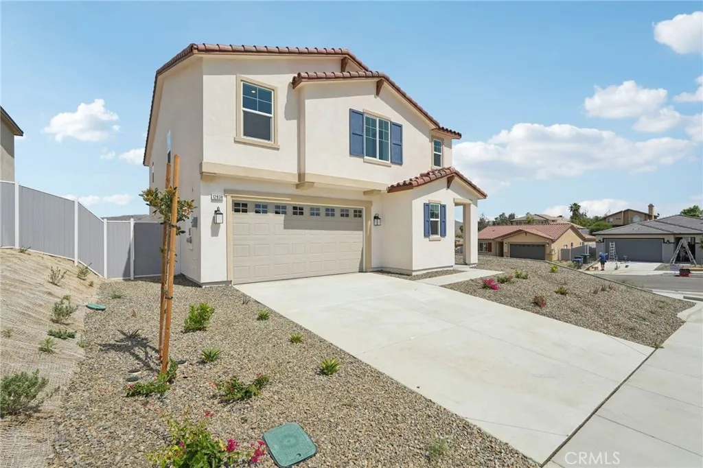 Corona, CA 92883