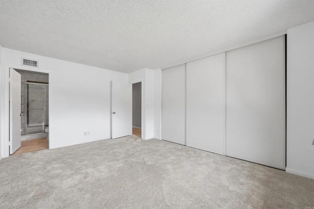 https://cdn.realtyfeed.com/cdn/127/306712841/a13dbc8d401aff529c2349855f18f298.webp