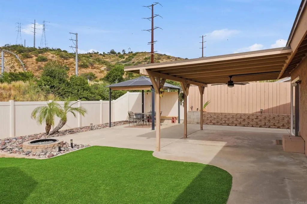 https://cdn.realtyfeed.com/cdn/127/306712841/ed1abd573cd14f2ce6eccfe8911a98e1.webp