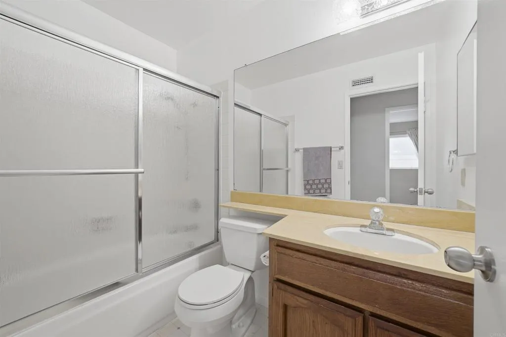 https://cdn.realtyfeed.com/cdn/127/306712841/f71a24d69bfe2d52c4a1475655fc5f15.webp