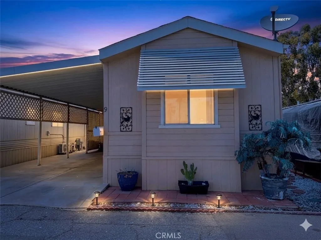 Corona, CA 92882