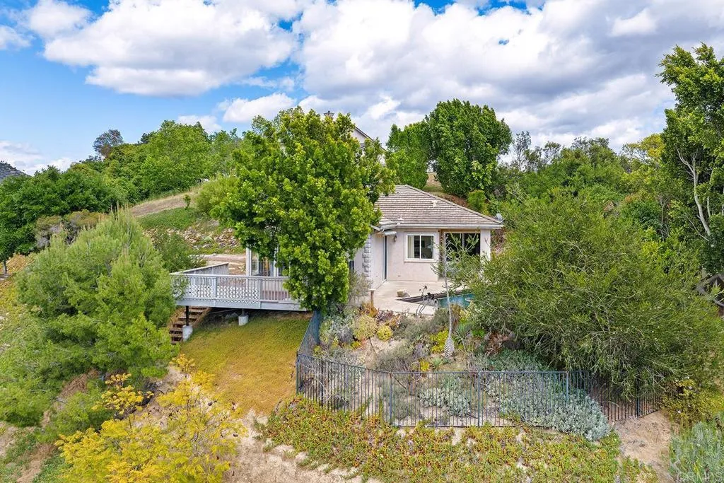 https://cdn.realtyfeed.com/cdn/127/306712869/877a84c2bab65d5b48a0a00d518ec86f.webp