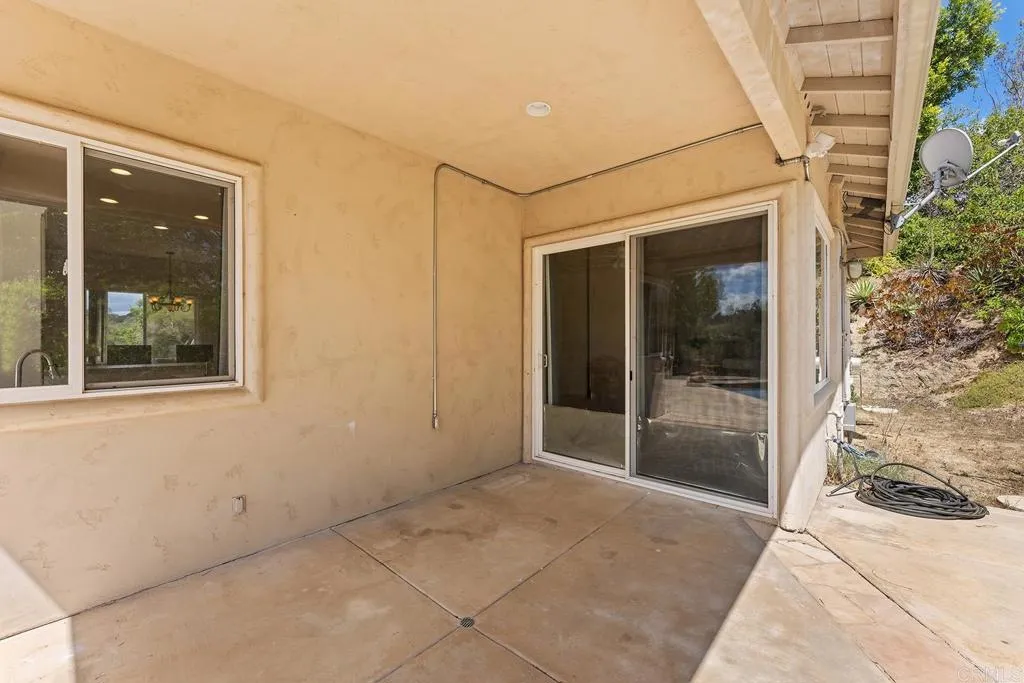 https://cdn.realtyfeed.com/cdn/127/306712869/e3c8b2f71b5fb0337b46e7e40353323b.webp