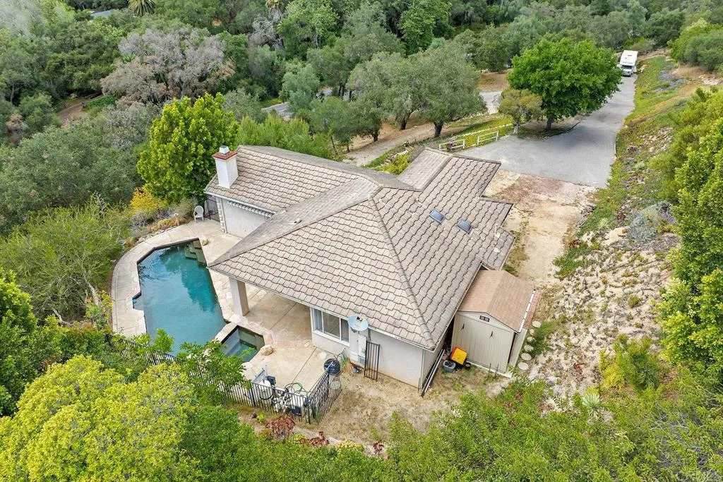 https://cdn.realtyfeed.com/cdn/127/306712869/f2a0859f42c17177dc1147b5d5d38d24.webp