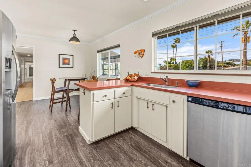 https://cdn.realtyfeed.com/cdn/127/306712908/4c772b0db3a1caa7a4dbdd15d67f02b3.webp