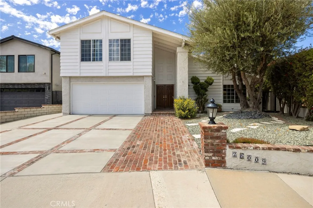 Calabasas, CA 91302