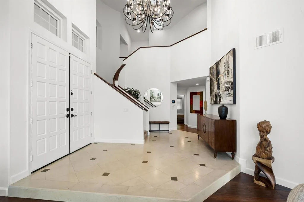 https://cdn.realtyfeed.com/cdn/127/306712912/1e2378f1d06e6413fb4b800eec590156.webp