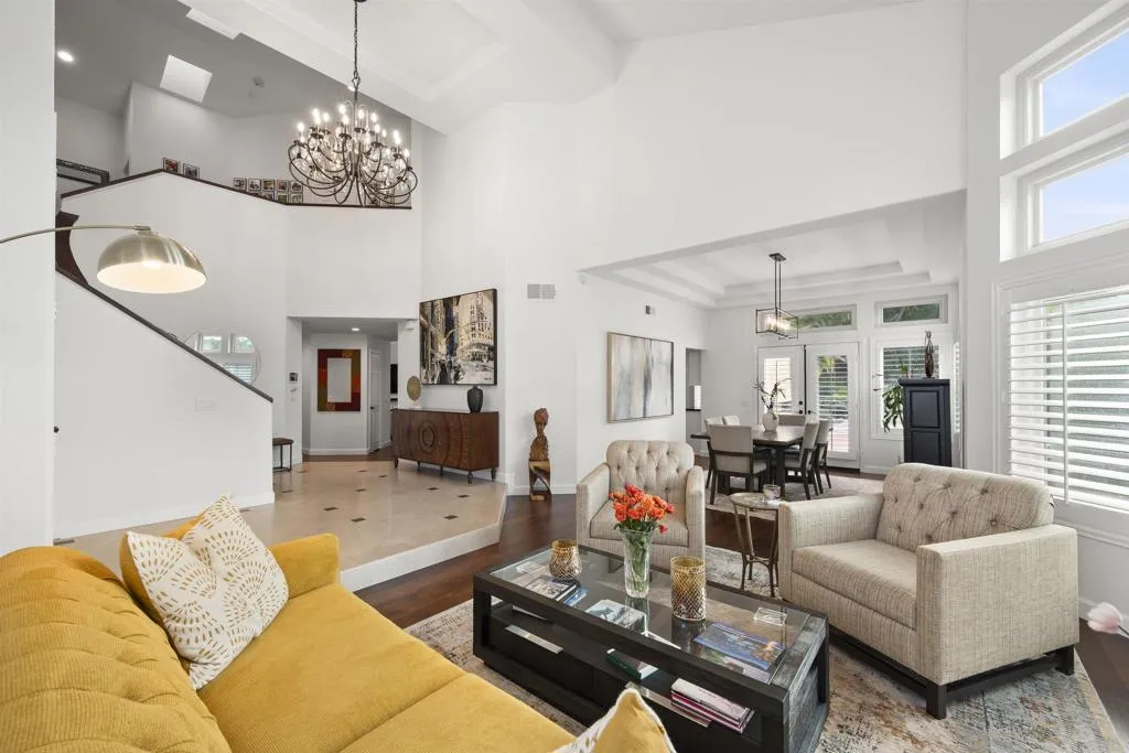https://cdn.realtyfeed.com/cdn/127/306712912/5200e0f1157151931932b62e0aa5dff5.webp