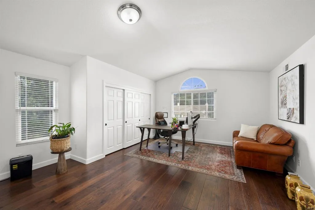https://cdn.realtyfeed.com/cdn/127/306712912/9e3180e474defe2f821c6d2d54ef3ca0.webp