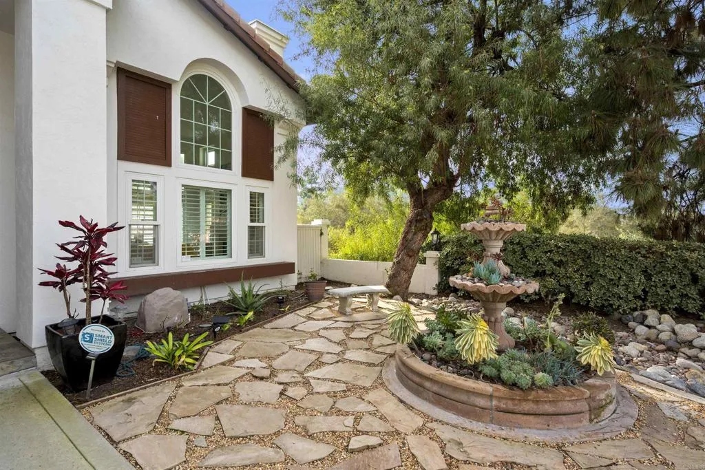 https://cdn.realtyfeed.com/cdn/127/306712912/ce72493c3681f7119f3b4b430fe280ef.webp