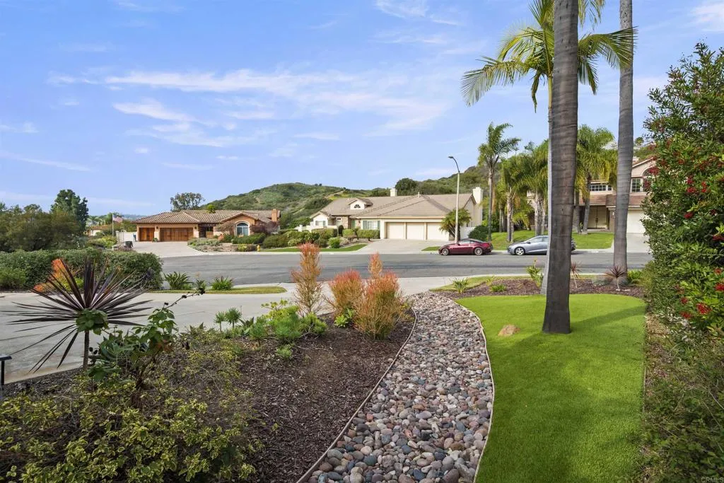 https://cdn.realtyfeed.com/cdn/127/306712912/d66400cdadda3b15eff8829e1d9ecd87.webp