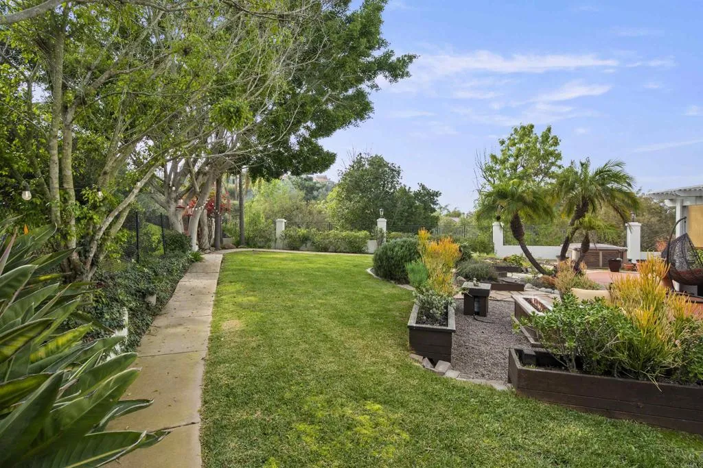 https://cdn.realtyfeed.com/cdn/127/306712912/d6b08a68c619d9f55bc2c262f1d71340.webp