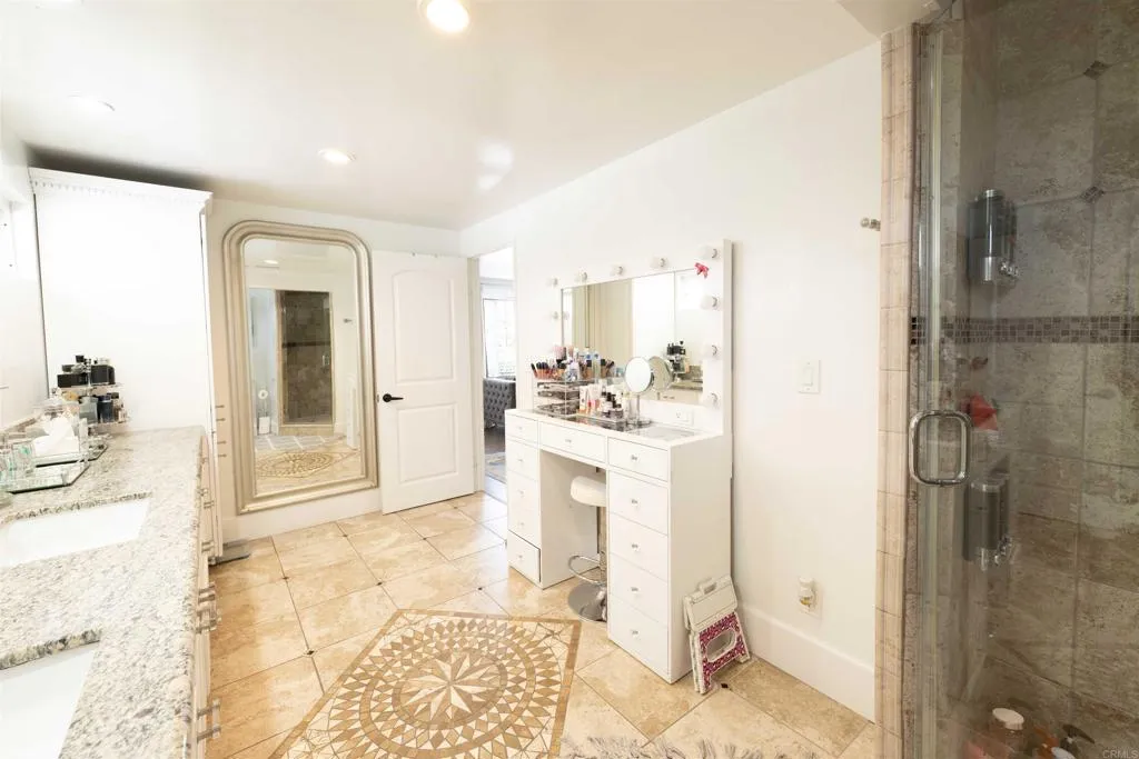 https://cdn.realtyfeed.com/cdn/127/306712916/223cc2b91dbdf089b1feaf8d79ecf7f8.webp