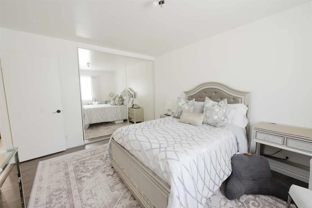 https://cdn.realtyfeed.com/cdn/127/306712916/ae2789c7e17eb9143b65f5c85f8a773a.webp