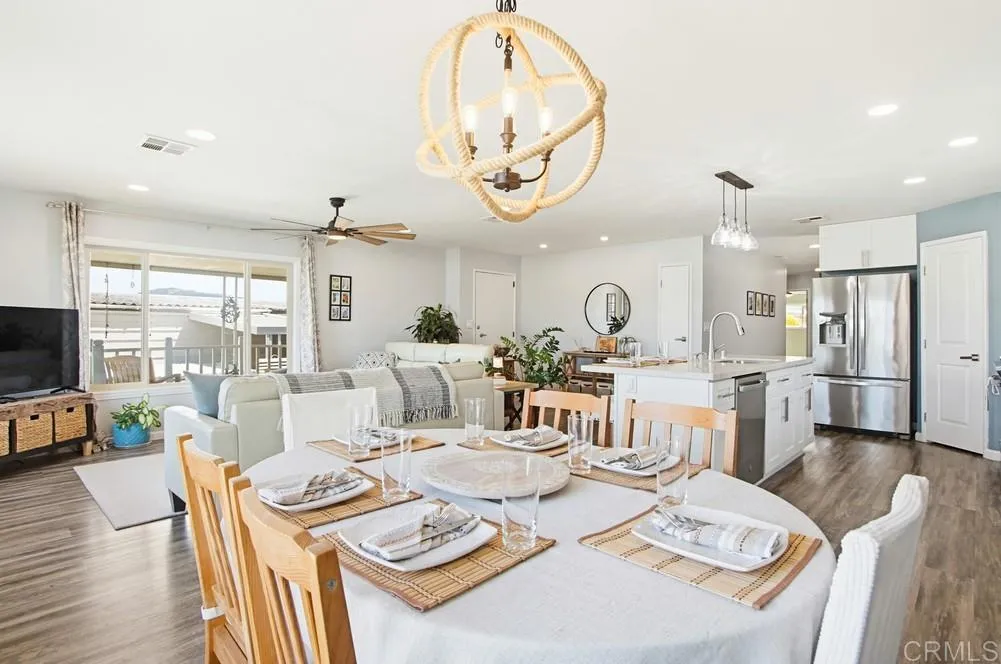 https://cdn.realtyfeed.com/cdn/127/306712937/0ec5a385bdb5c225a573f44dbfa4738d.webp