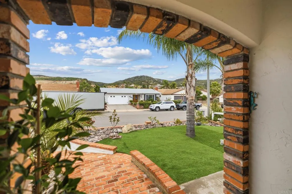 https://cdn.realtyfeed.com/cdn/127/306712941/d5d31feb1b3c15078b5955e2df79a93f.webp