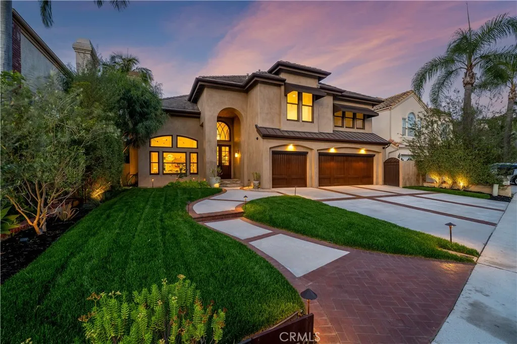 Laguna Hills, CA 92653