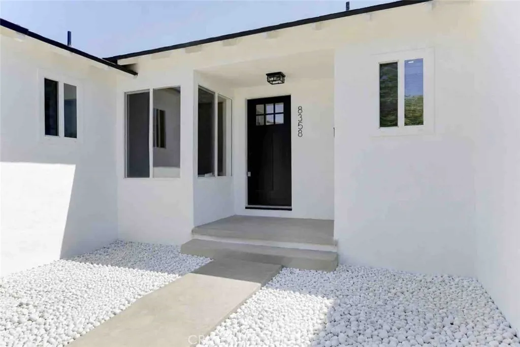 Northridge, CA 91325