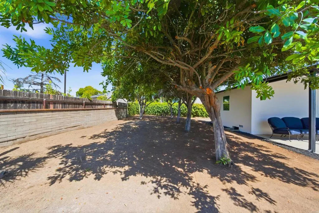 https://cdn.realtyfeed.com/cdn/127/306713016/14bc1d4566e112178143509c373b2f54.webp