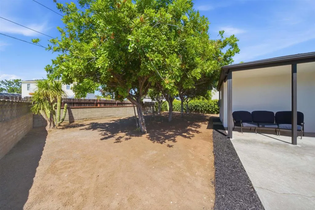 https://cdn.realtyfeed.com/cdn/127/306713016/263ad9e22f60b437f0d68b0de0ebccbc.webp