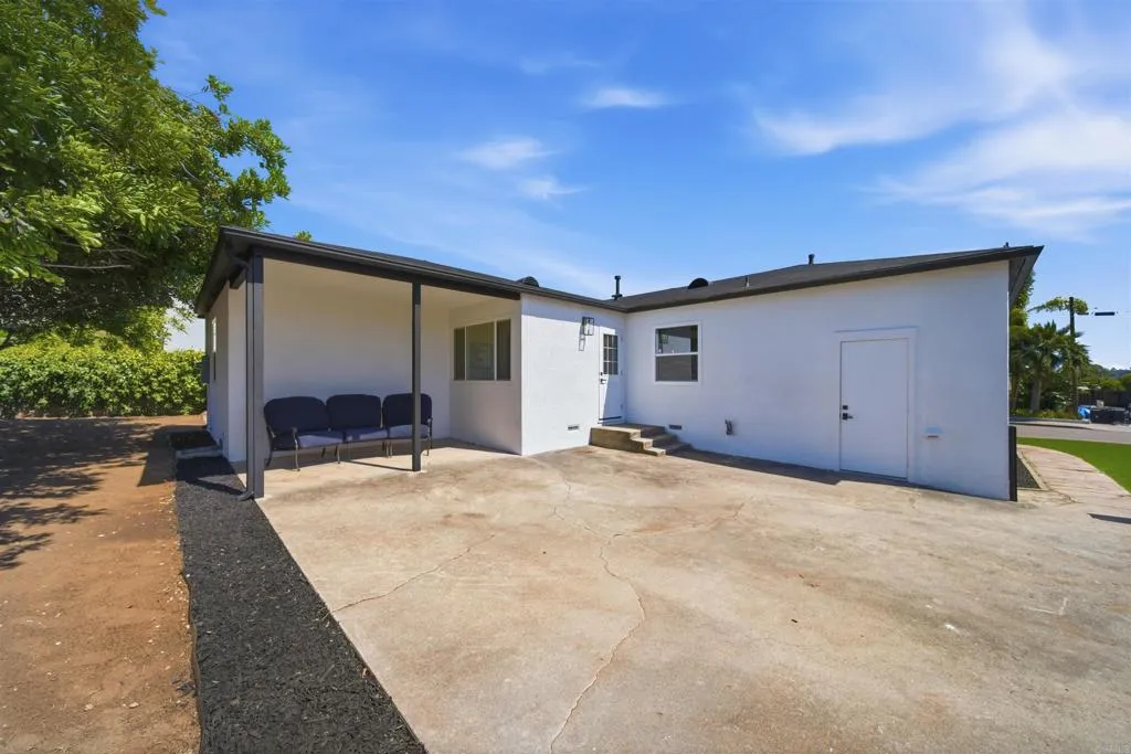 https://cdn.realtyfeed.com/cdn/127/306713016/6089cc7569387968546205933b7ccfa6.webp