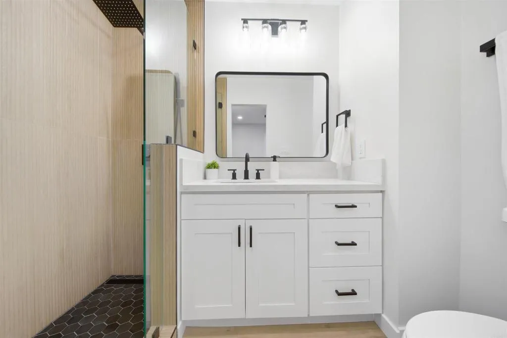 https://cdn.realtyfeed.com/cdn/127/306713016/d791ec6c66f77bc46ffc413353ec1cc4.webp