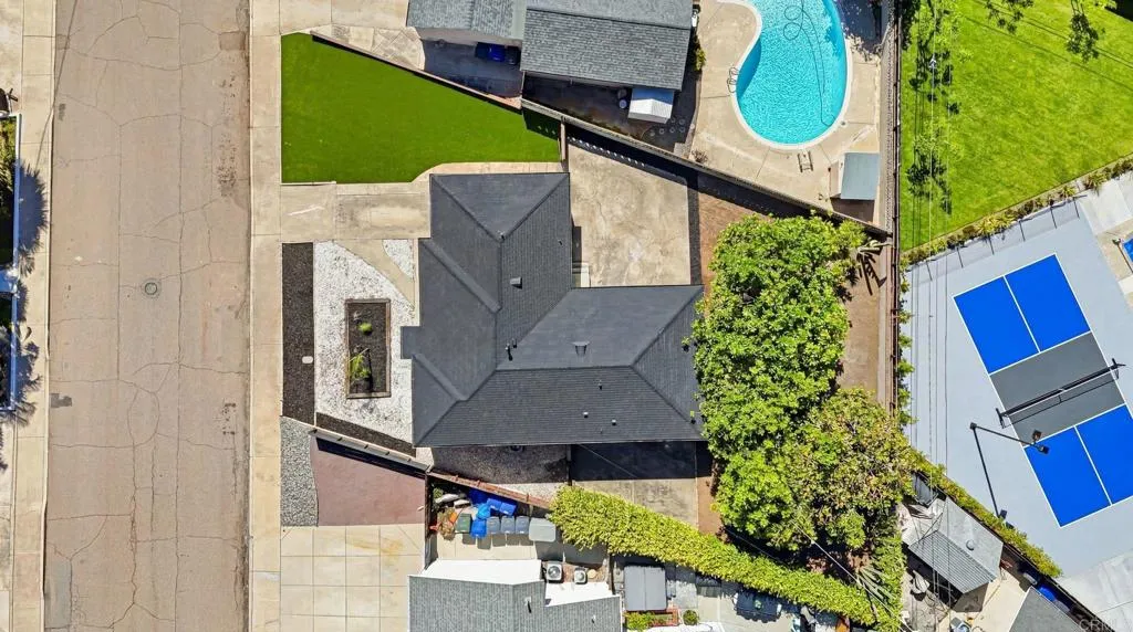 https://cdn.realtyfeed.com/cdn/127/306713016/e8039c6fde1f61f360017dced5c28103.webp