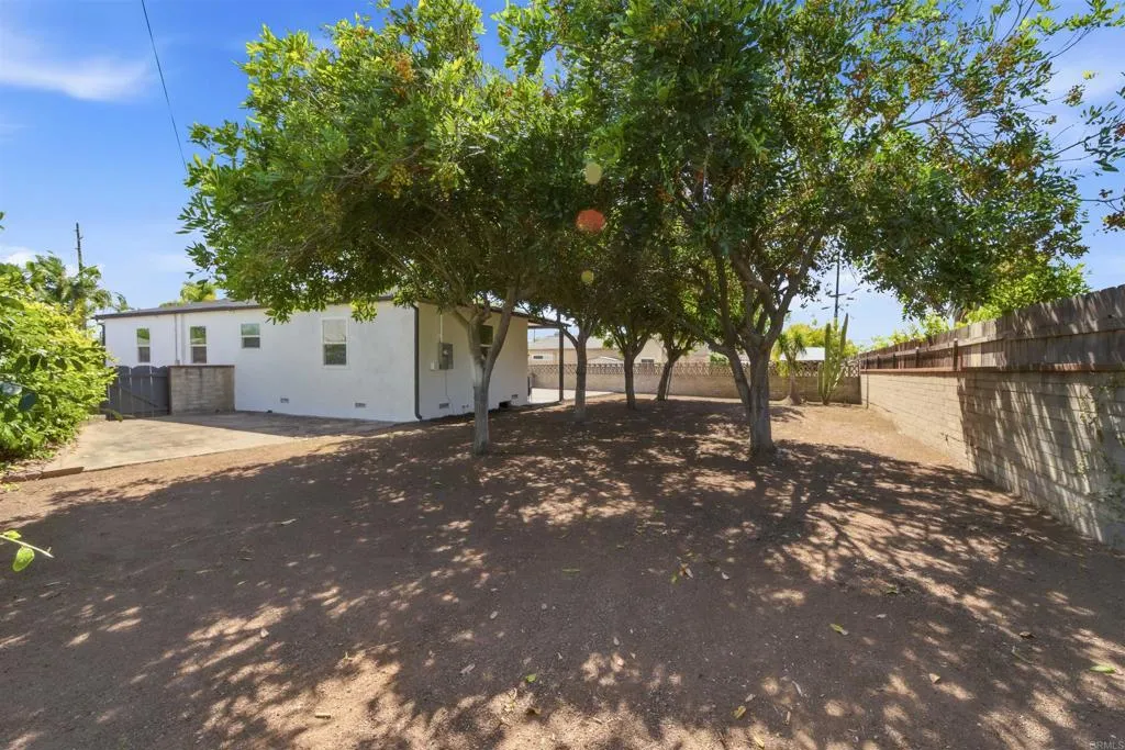 https://cdn.realtyfeed.com/cdn/127/306713016/f60c3f35719349471b5d956e927309a8.webp