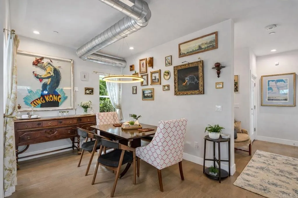 https://cdn.realtyfeed.com/cdn/127/306713019/30aea4b1b56b1a9780badc2c749a874e.webp