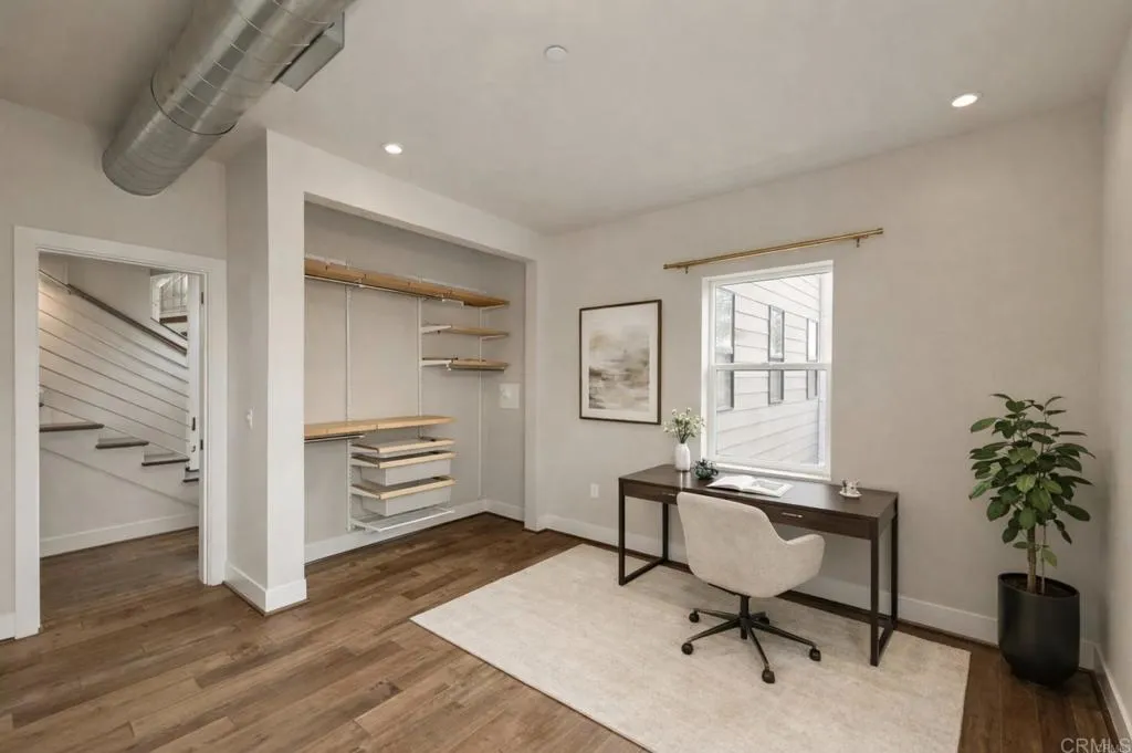 https://cdn.realtyfeed.com/cdn/127/306713019/b76bc560eb61e1c34e599f1bb3ab1151.webp