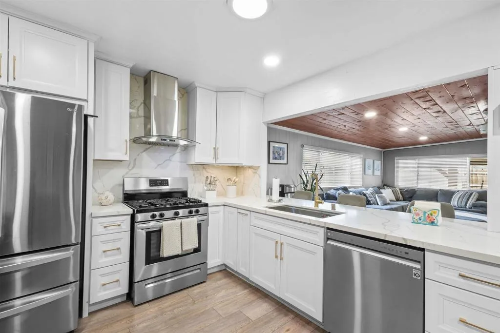 https://cdn.realtyfeed.com/cdn/127/306713027/825f4762b04c5c435dbdd0d742ac8ac7.webp