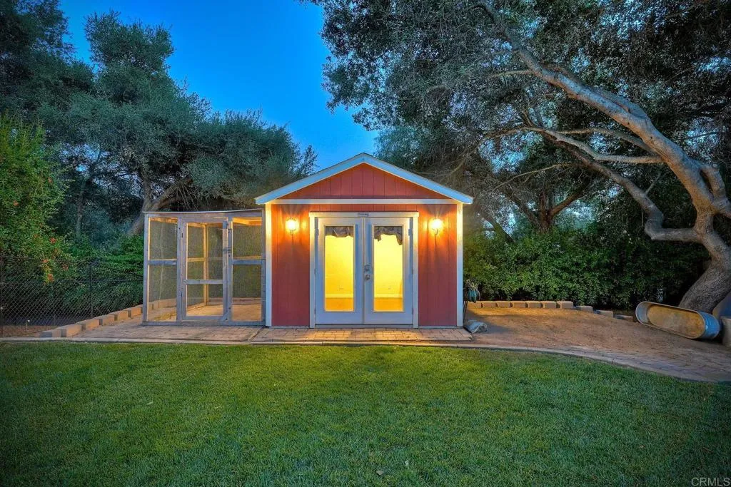 https://cdn.realtyfeed.com/cdn/127/306713051/c5b4279426c0882784bded1953135d7a.webp