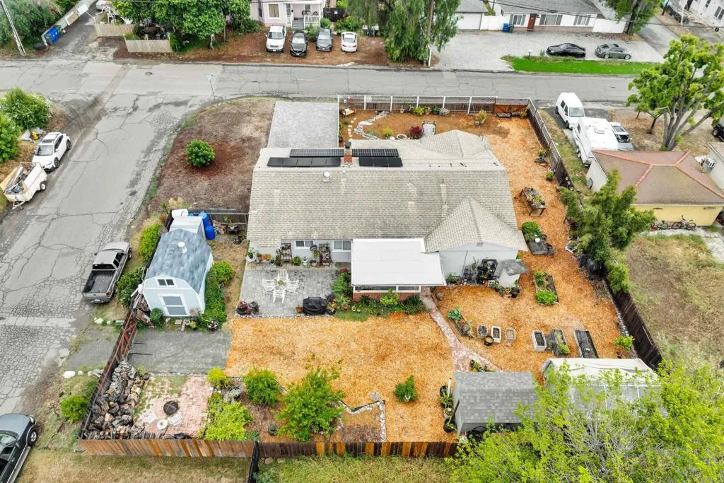https://cdn.realtyfeed.com/cdn/127/306713054/4e526186c7cea4ed55d570369539dedb.webp