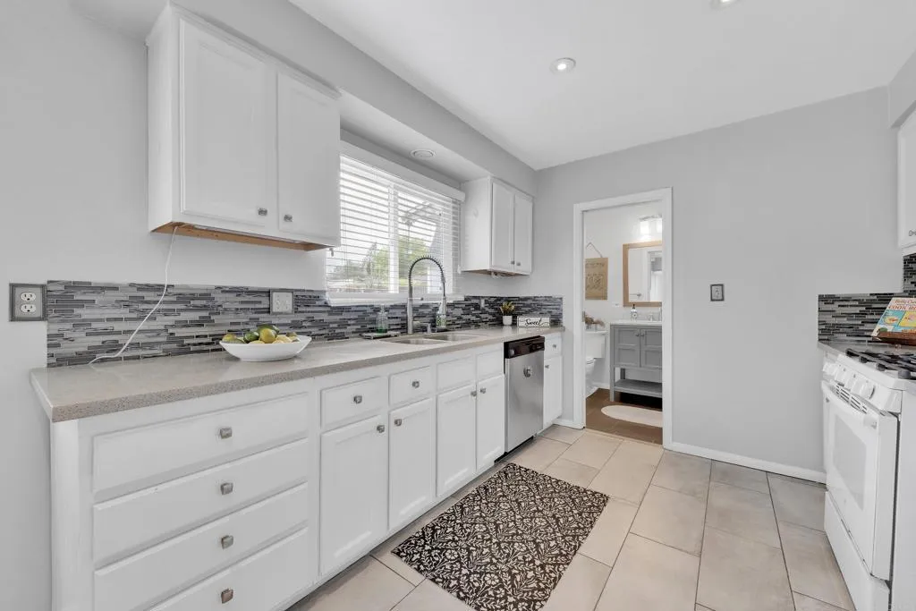 https://cdn.realtyfeed.com/cdn/127/306713054/604649e68595cc0bd3b64c042a6ac763.webp