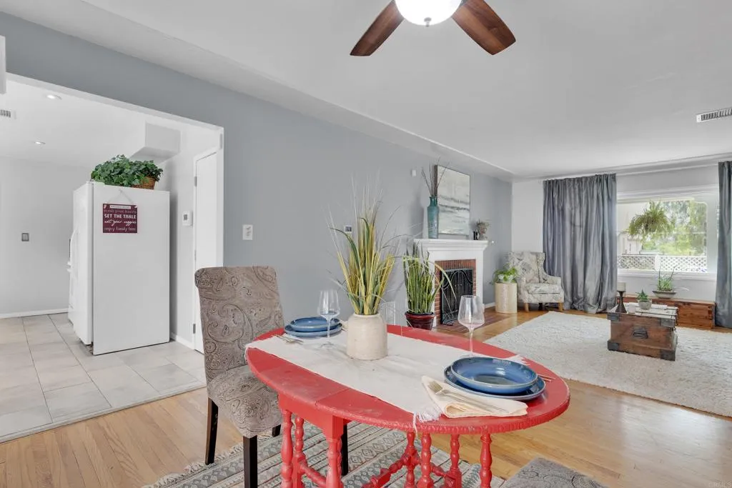https://cdn.realtyfeed.com/cdn/127/306713054/743738e4a52ef452df4e3a344357174e.webp