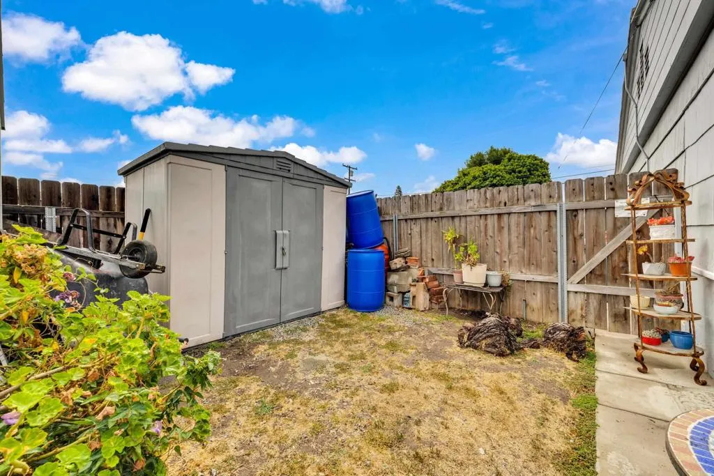 https://cdn.realtyfeed.com/cdn/127/306713054/d895b9fd43e8f830a305e321eb2beec1.webp