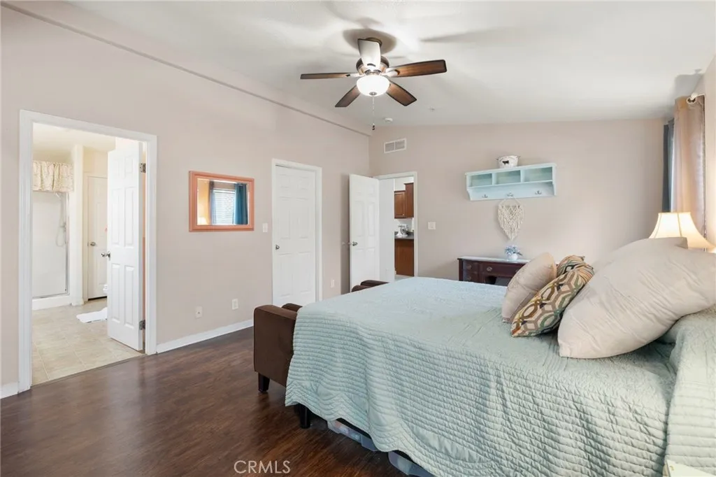 https://cdn.realtyfeed.com/cdn/127/306713086/4a5a5e4b1176d21a4e5bdaaf70ad446f.webp