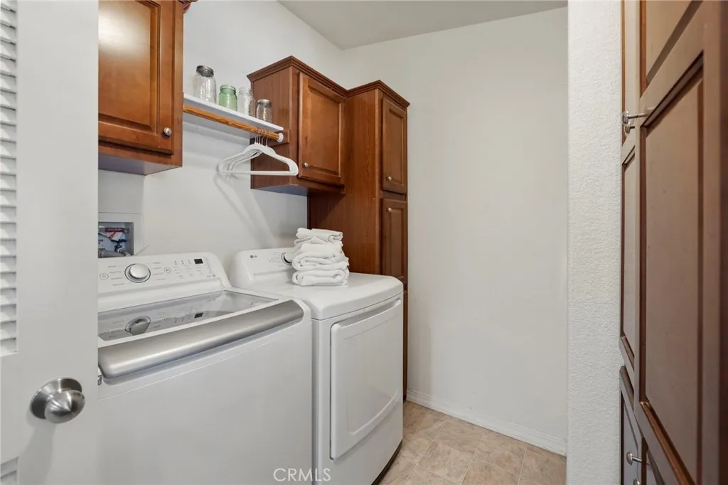 https://cdn.realtyfeed.com/cdn/127/306713086/778f939bde18da68e2360584723ce3a9.webp