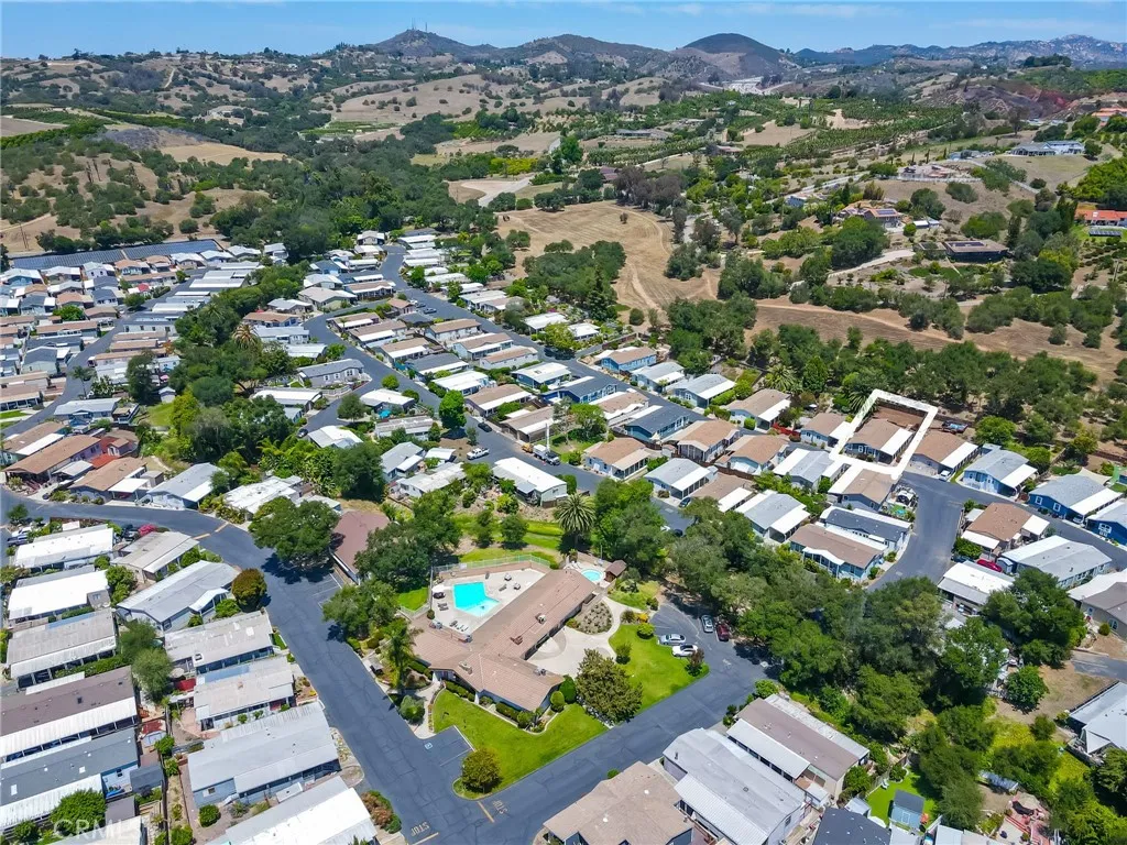 https://cdn.realtyfeed.com/cdn/127/306713086/849e60961f304f042dff9f39c097e7b7.webp