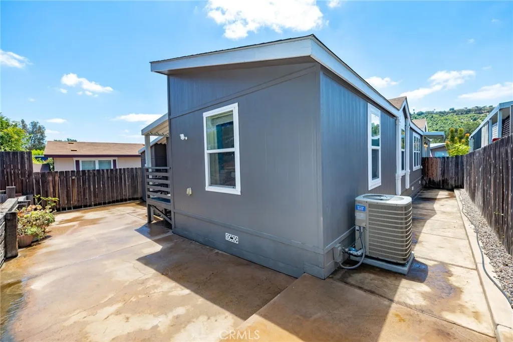 https://cdn.realtyfeed.com/cdn/127/306713086/939d695737aa80db17eb6a2d0a0686a9.webp