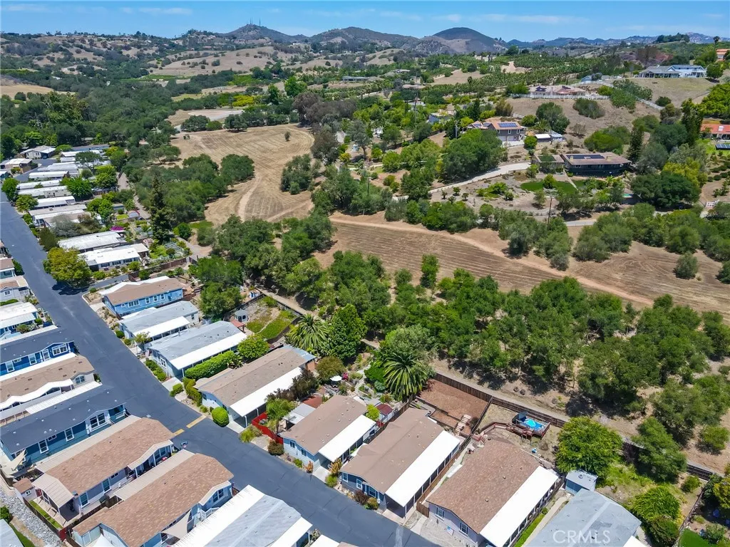 https://cdn.realtyfeed.com/cdn/127/306713086/9a38a92393ad8c65d2e0546e005e8163.webp