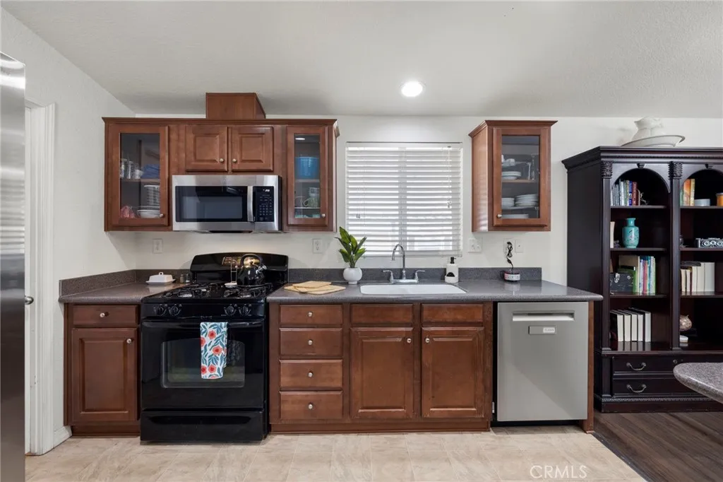 https://cdn.realtyfeed.com/cdn/127/306713086/bca05a964586861fbe15e2d098361d65.webp