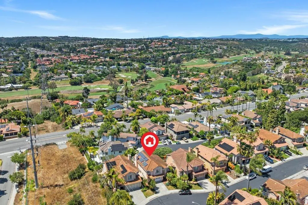 https://cdn.realtyfeed.com/cdn/127/306713090/021f69aa239fab57c9c329e2193c6b0e.webp